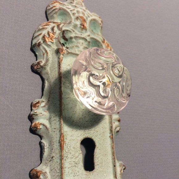 DECORATIVE Faux Doorknob Wall Hook - Picture 2 of 5